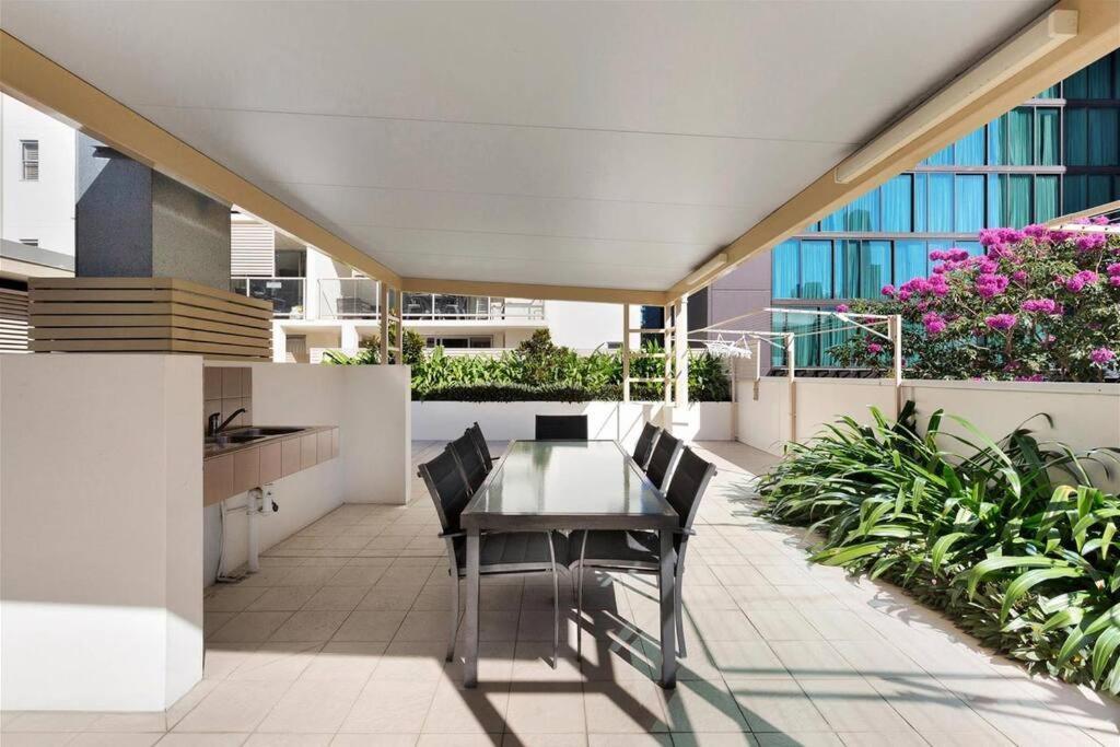 Merivale Stay In South Brisbane Two Beds Two Baths One Parking Exterior photo